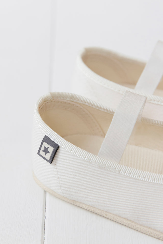 Slippers - Sarra White hammock - Image alternative