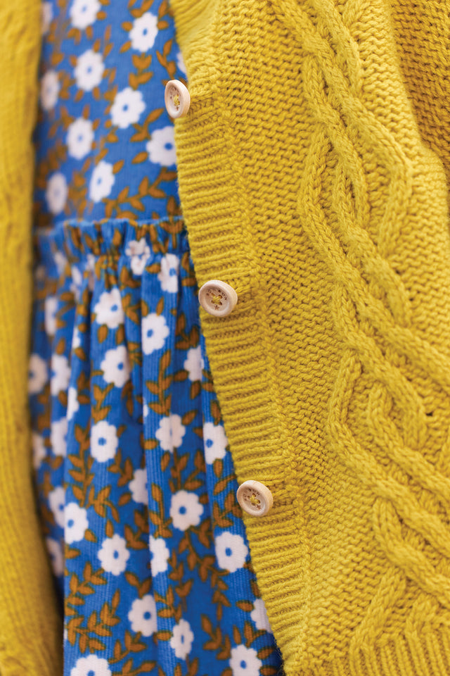 Cardigan  - Bernard in knitting Cable Yellow - Image alternative