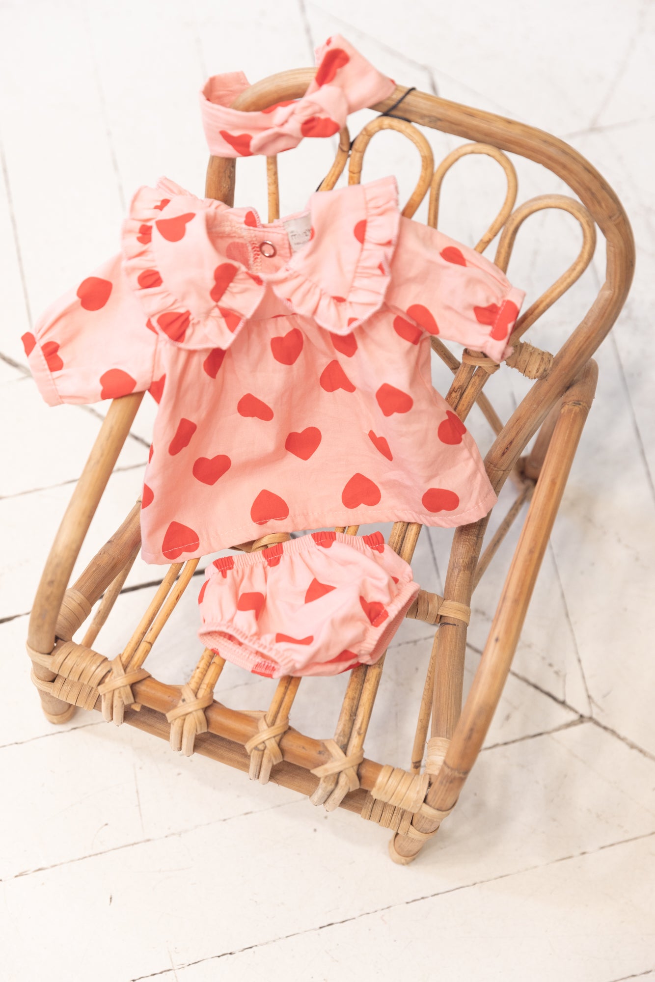 Accessory Baby doll - Outfit Karina Coeur Bonton + Minikane